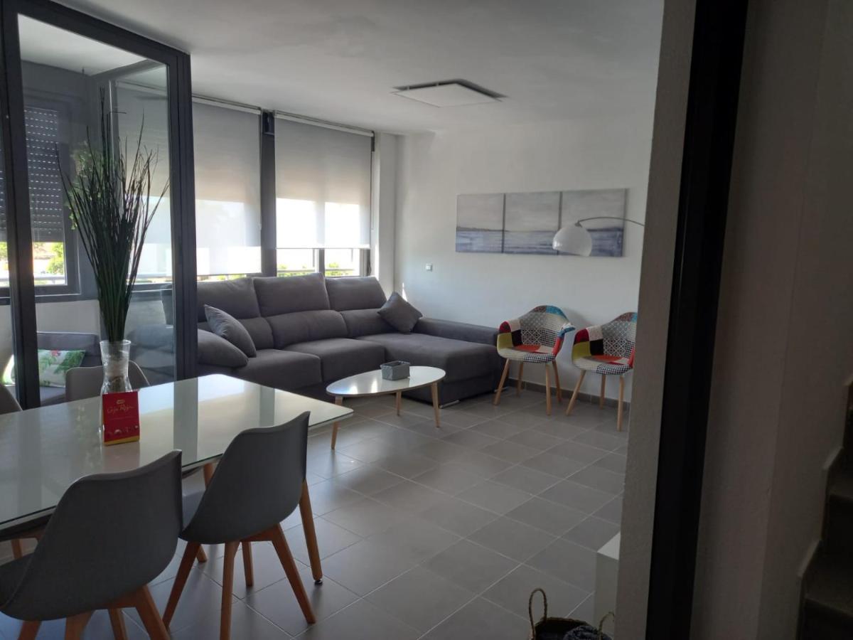 아야몬테 Duplex En Urbanizacion Jardines Del Guadiana 아파트 외부 사진